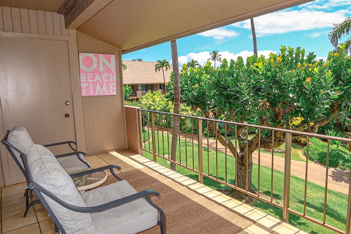 Condo in Kaanapali · ★4.81 · 1 bedroom · 2 beds · 2 baths - Photo 5