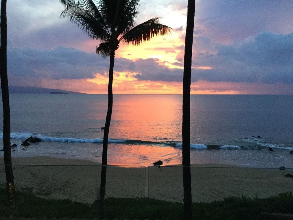 Condo in Kihei · ★4.9 · 2 bedrooms · 3 beds · 2 baths - Photo 2