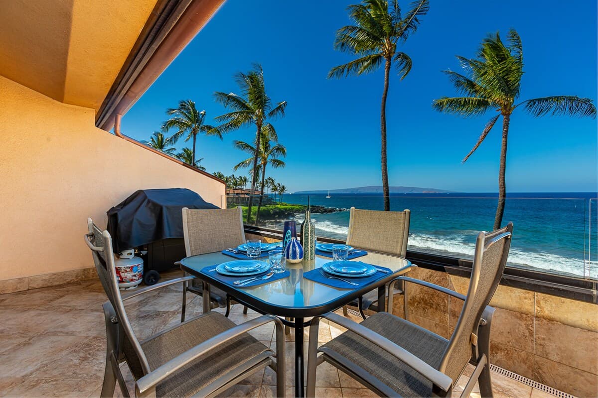 Condo in Kihei · ★4.9 · 2 bedrooms · 3 beds · 2 baths - Photo 4