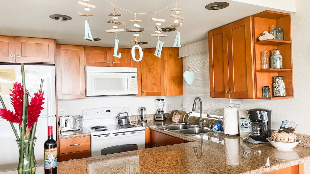 One bd Ocean grd fl, AC, wifi, pool, hot tub D101 - Photo 3