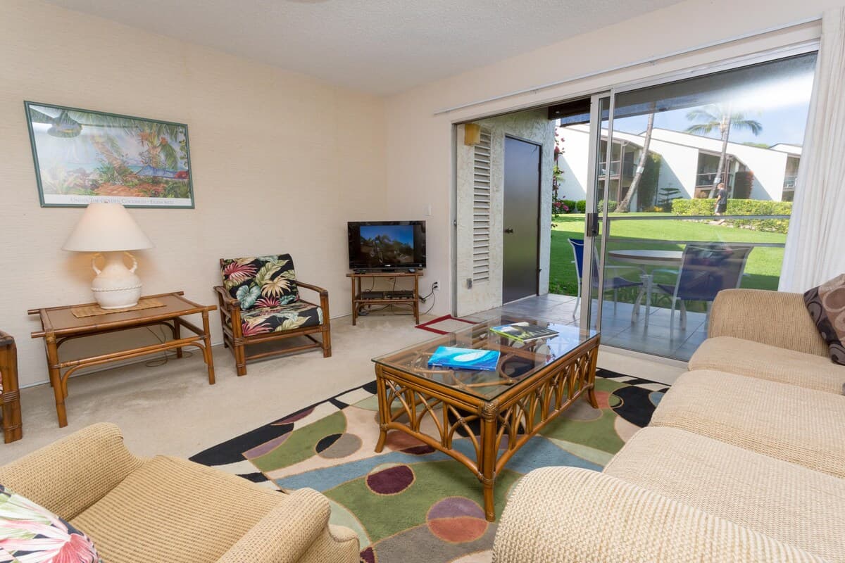 Condo in Kihei · ★4.5 · 1 bedroom · 2 beds · 1 bath - Photo 4