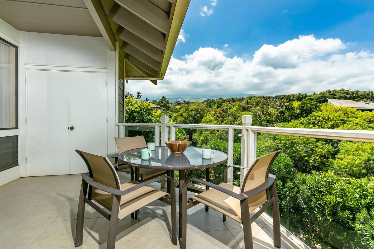 Condo in Wailea · ★4.66 · 1 bedroom · 2 beds · 2 shared baths - Photo 2