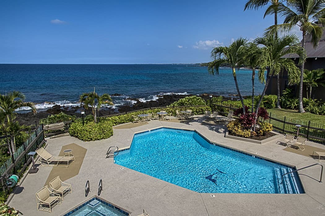 Townhouse in Kailua-Kona · ★5.0 · 3 bedrooms · 4 beds · 3 baths - Photo 5