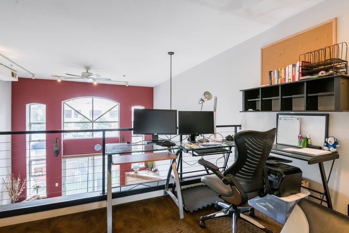 Rare 2-Story Loft w/ Pool & Gym, Downtown San Jose - Photo 5