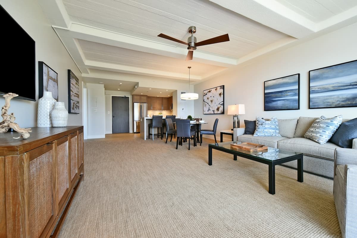 Condo in Lahaina · ★4.79 · 1 bedroom · 2 beds · 1 bath - Photo 3