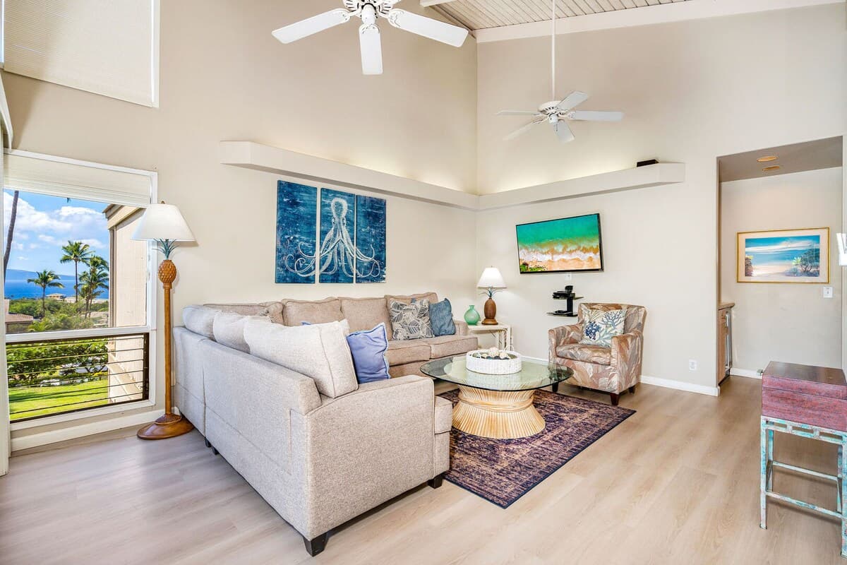 Condo in Wailea · ★4.64 · 2 bedrooms · 3 beds · 2.5 baths - Photo 2