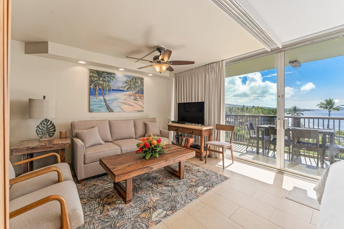 Condo in Kihei · ★5.0 · 2 bedrooms · 3 beds · 2 baths - Photo 2