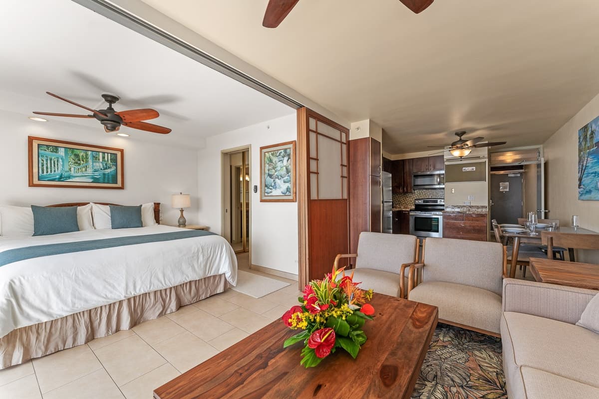 Condo in Kihei · ★5.0 · 2 bedrooms · 3 beds · 2 baths - Photo 3