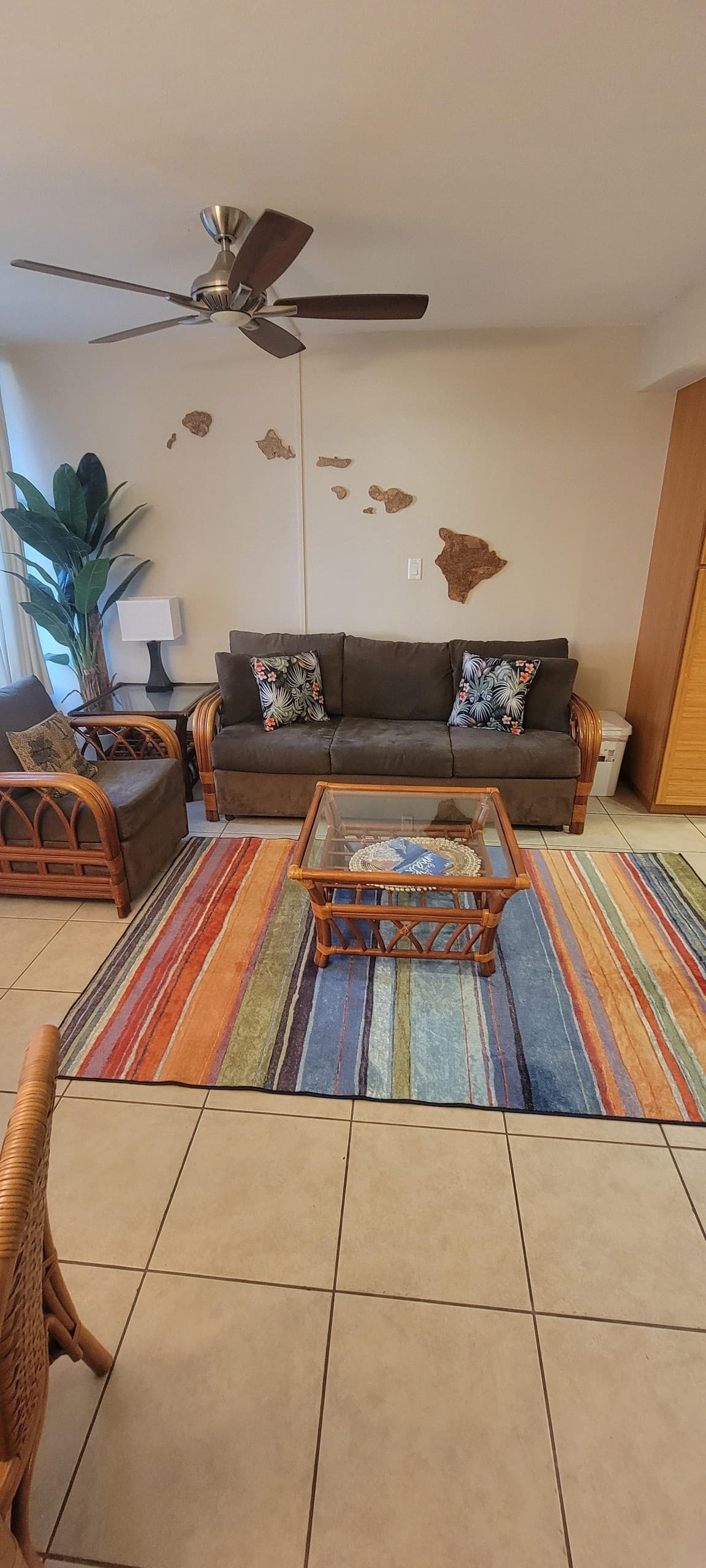 Condo in Kihei · ★4.13 · 1 bedroom · 3 beds · 2 baths - Photo 2