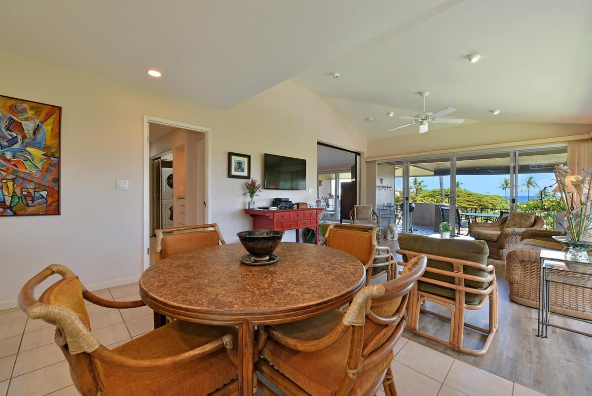 Condo in Kaanapali · ★4.69 · 2 bedrooms · 2 beds · 2 baths - Photo 5