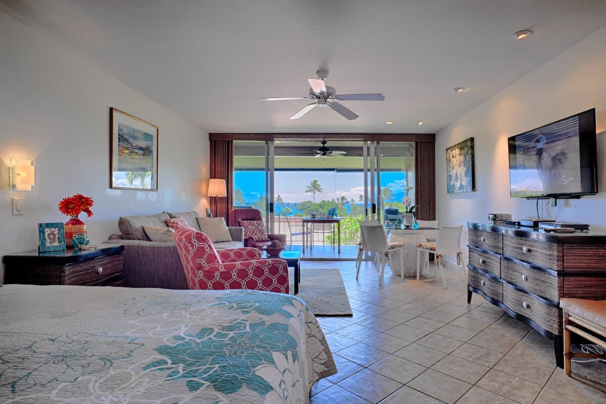 Home in Kaanapali · ★4.8 · Studio · 1 bed · 1 bath - Photo 3