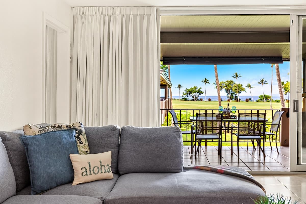 Condo in Kaanapali · ★4.8 · 1 bedroom · 2 beds · 1 bath - Photo 3