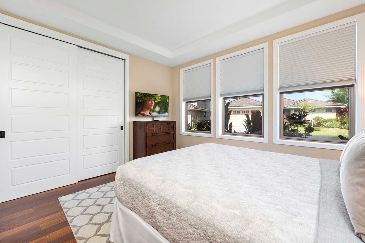 Home in Kailua-Kona · ★4.89 · 3 bedrooms · 3 beds · 3 baths - Photo 5