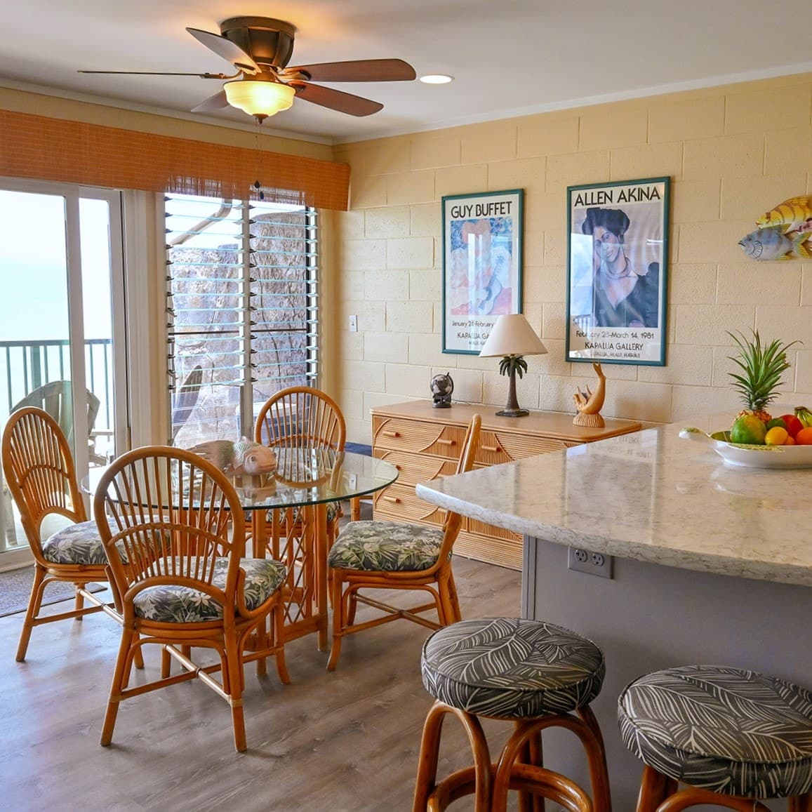 Condo in Lahaina · ★4.84 · 2 bedrooms · 4 beds · 1 bath - Photo 4