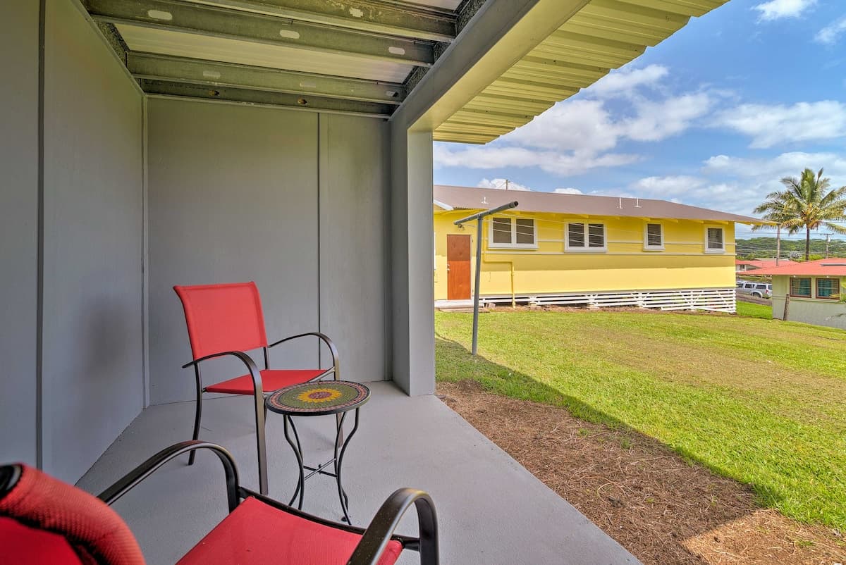 Home in Hilo · ★4.66 · 3 bedrooms · 3 beds · 2 shared baths - Photo 2