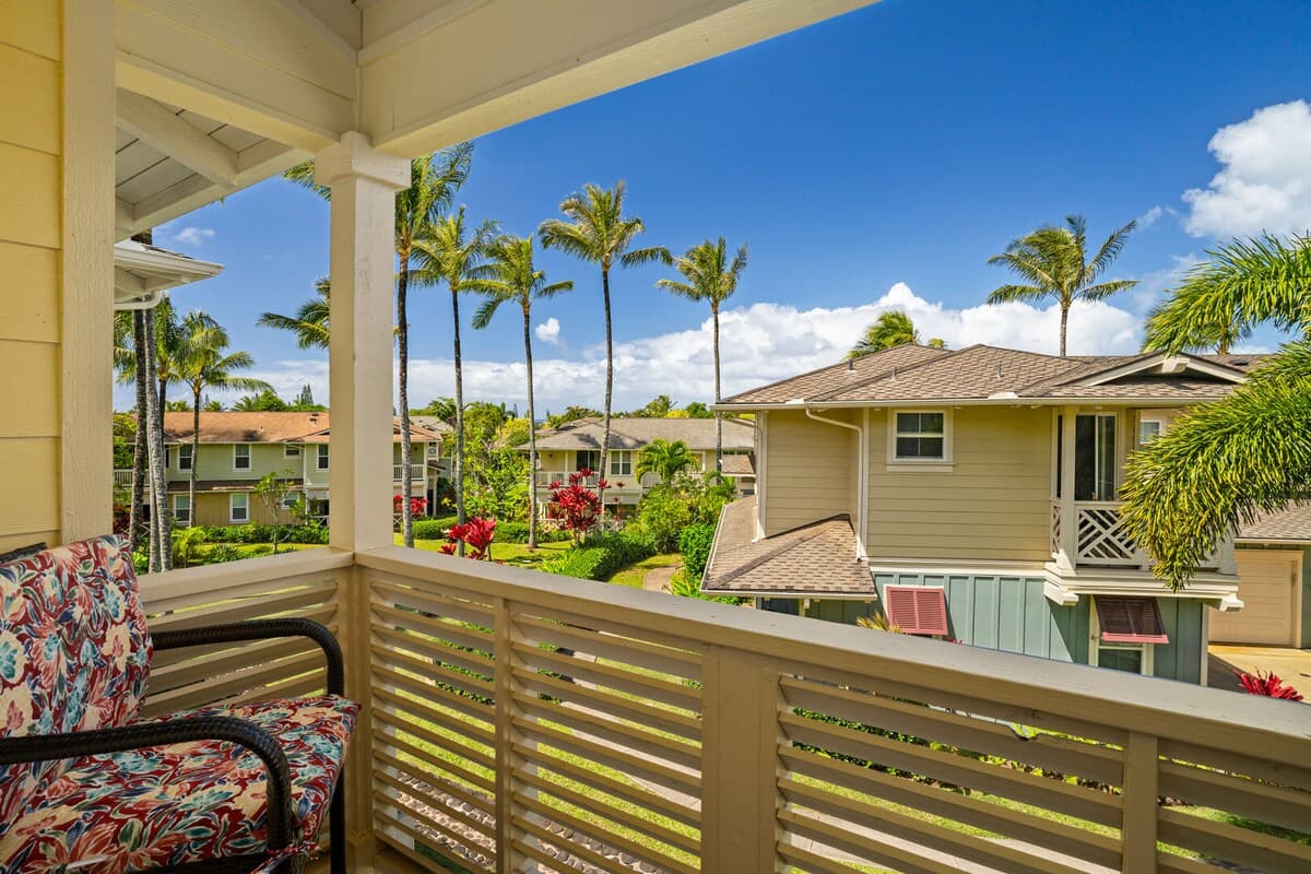 Townhouse in Princeville · ★4.88 · 3 bedrooms · 3 beds · 2.5 baths - Photo 4