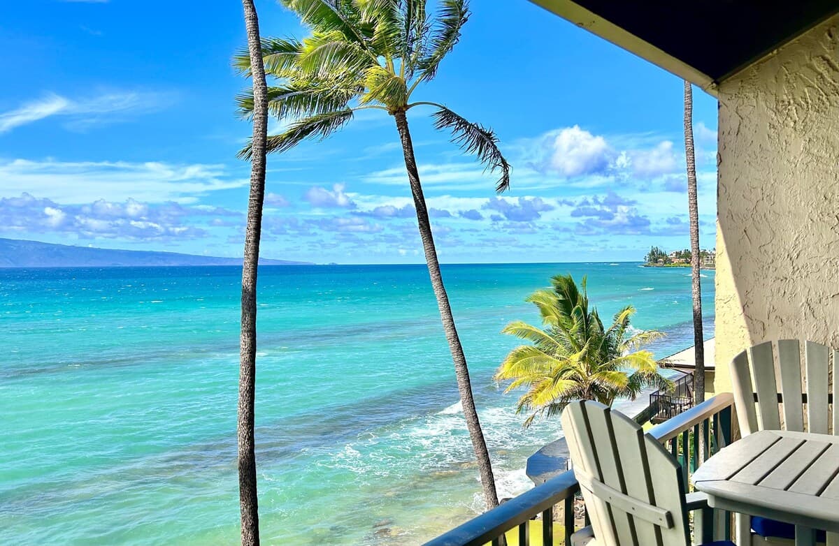 Condo in Lahaina · ★4.93 · 3 bedrooms · 4 beds · 3 private baths - Photo 2