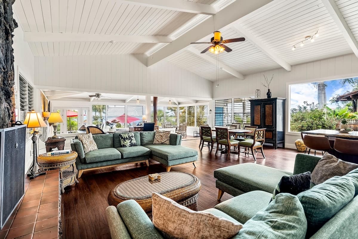 Home in Kailua-Kona · ★4.9 · 4 bedrooms · 6 beds · 3 private baths - Photo 1