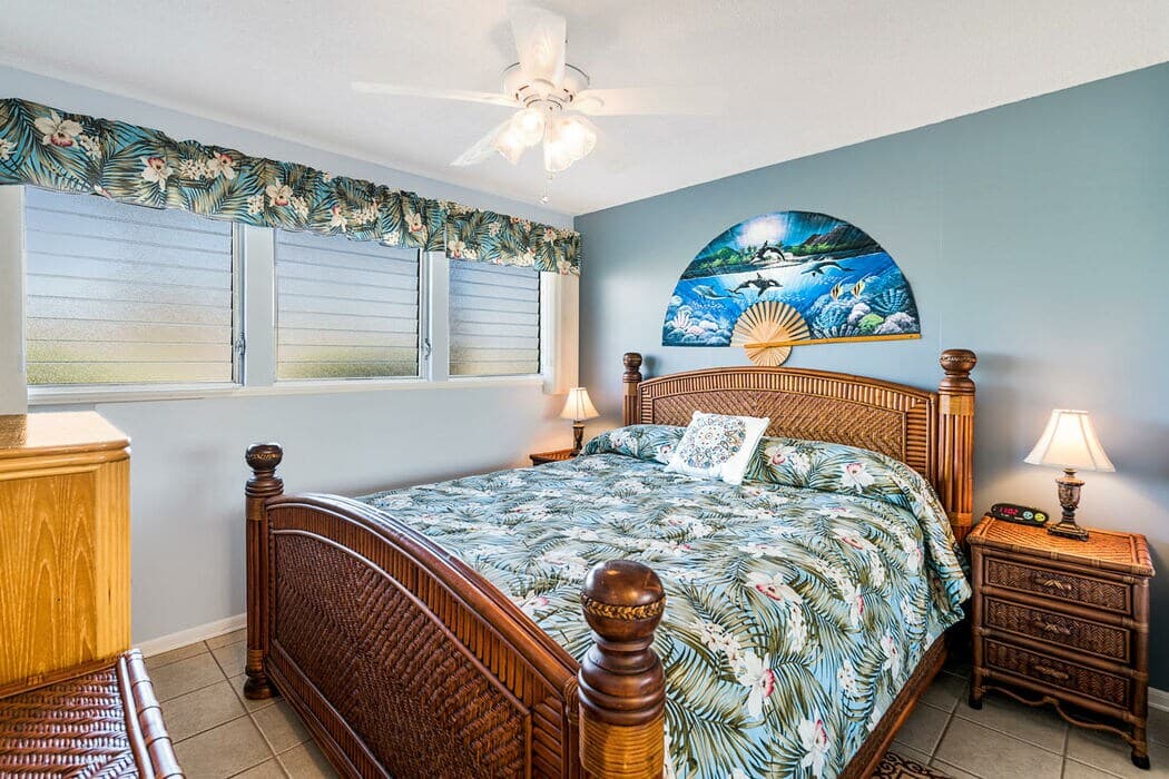 Condo in Kailua-Kona · ★4.71 · 1 bedroom · 2 beds · 1 private bath - Photo 3