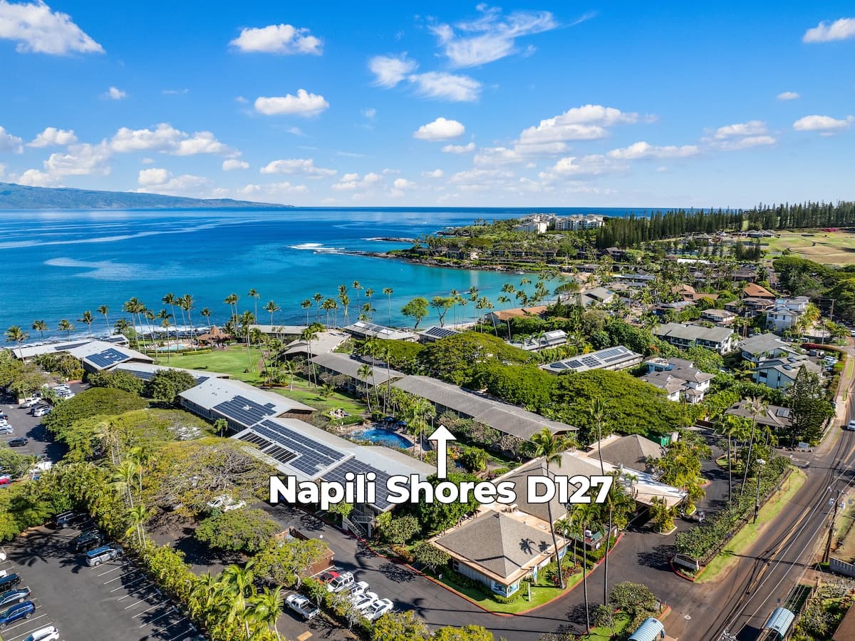 Condo in Lahaina · ★4.4 · 1 bedroom · 2 beds · 1 bath - Photo 5