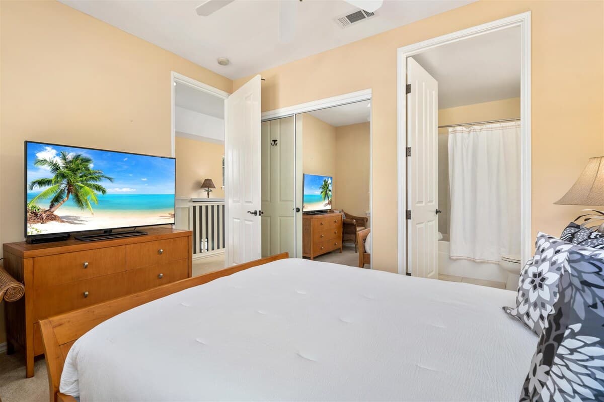 Townhouse in Waikoloa Beach Resort · ★4.84 · 3 bedrooms · 5 beds · 3 baths - Photo 5