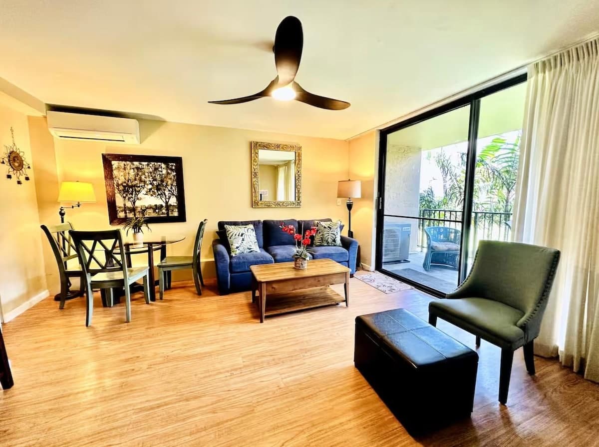 Condo in Kihei · ★4.73 · 2 bedrooms · 2 beds · 2 baths - Photo 1