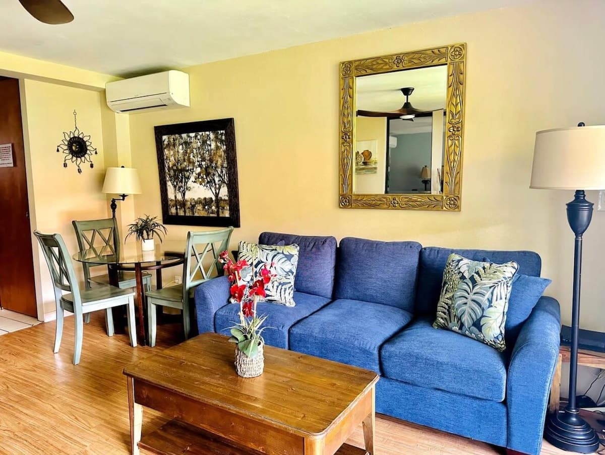 Condo in Kihei · ★4.73 · 2 bedrooms · 2 beds · 2 baths - Photo 2