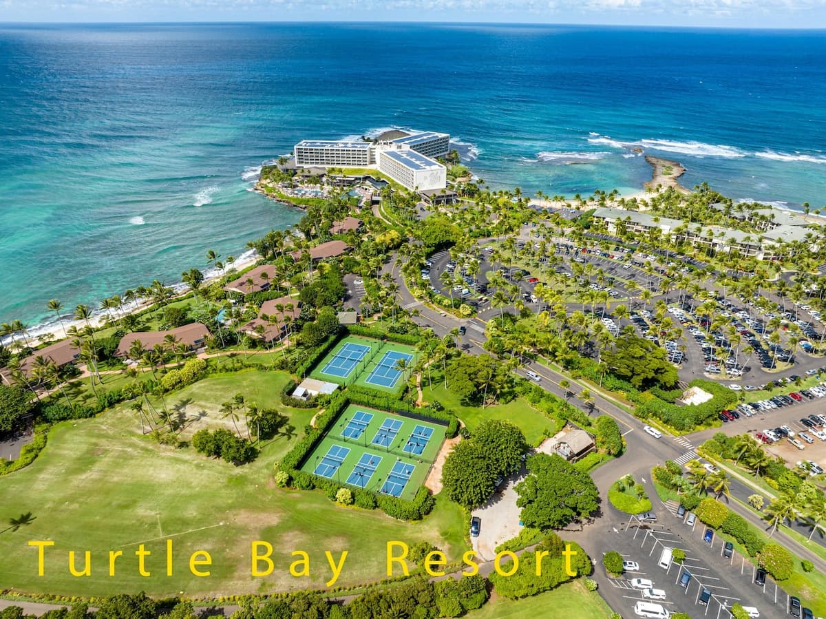 Turtle Bay Top Floor Studio unit 164 with Split AC - Photo 2