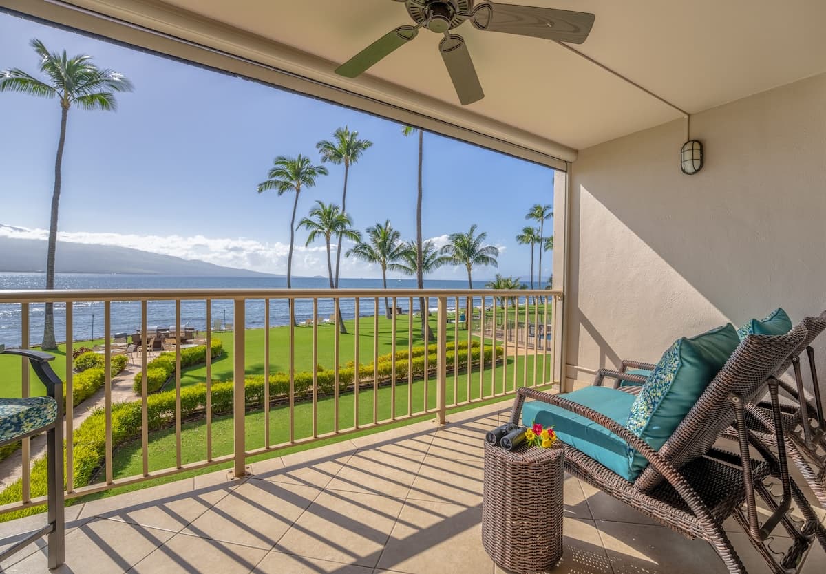 Condo in Wailuku · ★4.85 · 1 bedroom · 2 beds · 1 bath - Photo 2