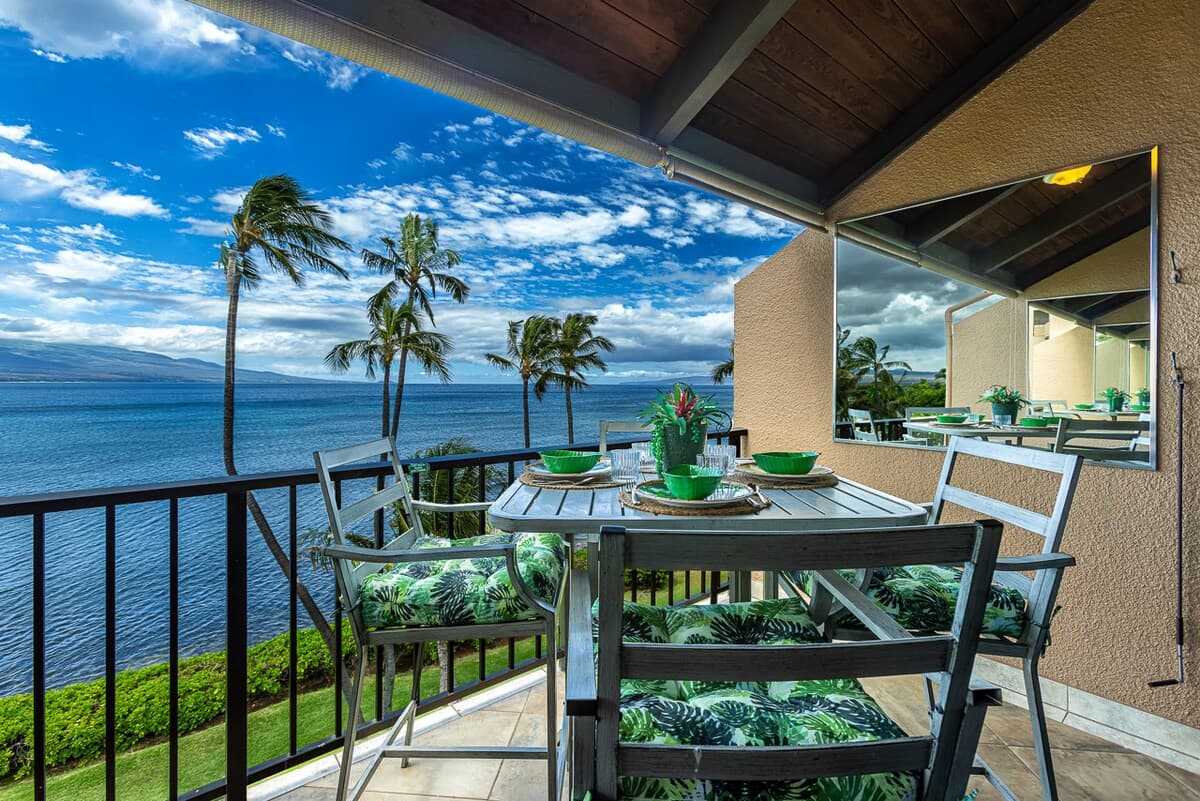 Condo in Wailuku · ★4.41 · 2 bedrooms · 2 beds · 2 shared baths - Photo 2