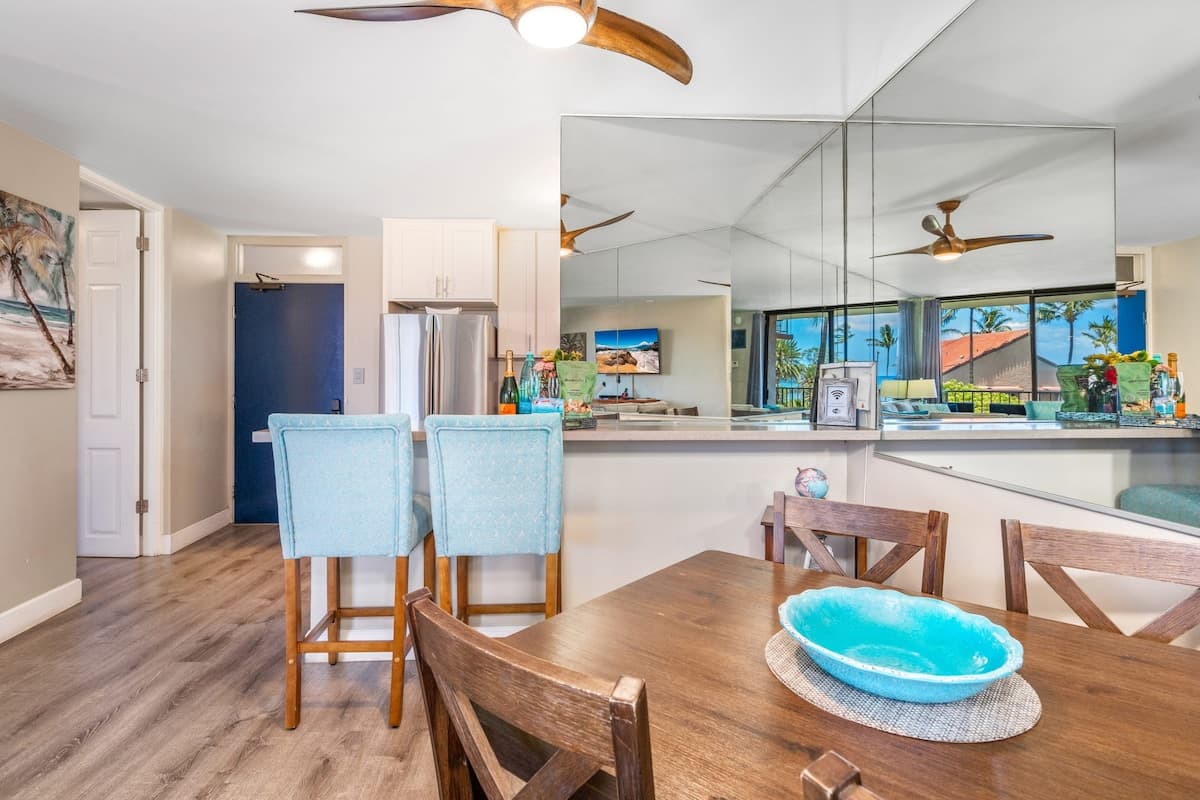 Condo in Kihei · ★4.96 · 1 bedroom · 2 beds · 1 private bath - Photo 5