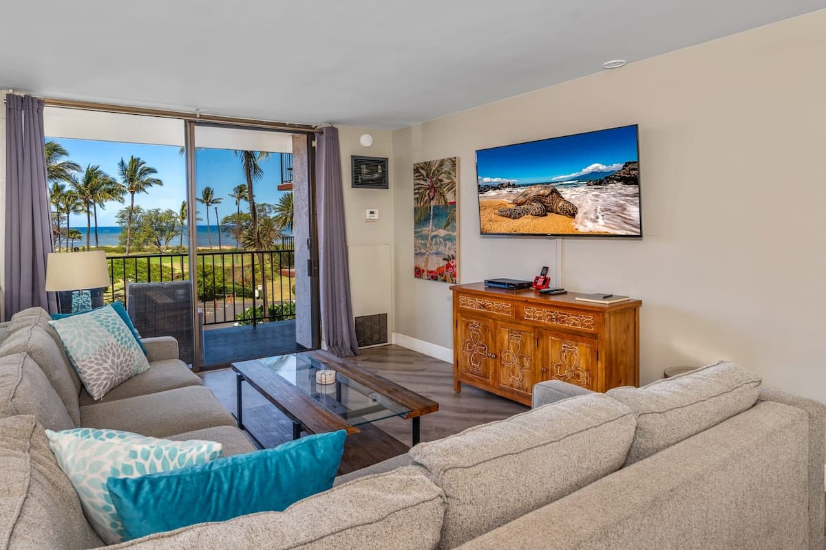 Condo in Kihei · ★4.96 · 1 bedroom · 2 beds · 1 private bath - Photo 1