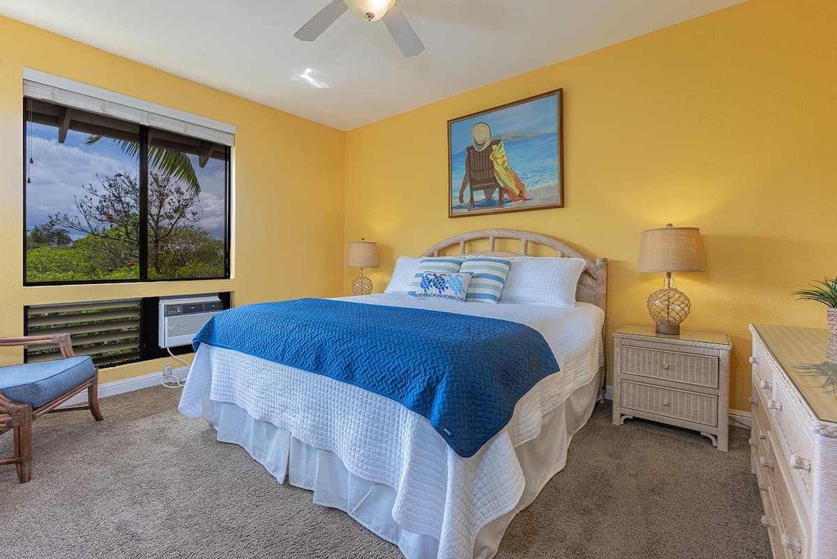 Condo in Wailea · ★4.96 · 2 bedrooms · 4 beds · 2 shared baths - Photo 4