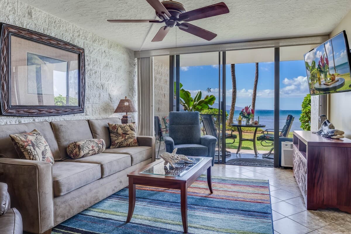 Condo in Wailuku · ★4.69 · 2 bedrooms · 3 beds · 2 shared baths - Photo 3