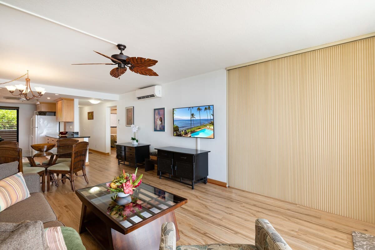 Condo in Wailuku · ★4.84 · 2 bedrooms · 4 beds · 2 baths - Photo 5