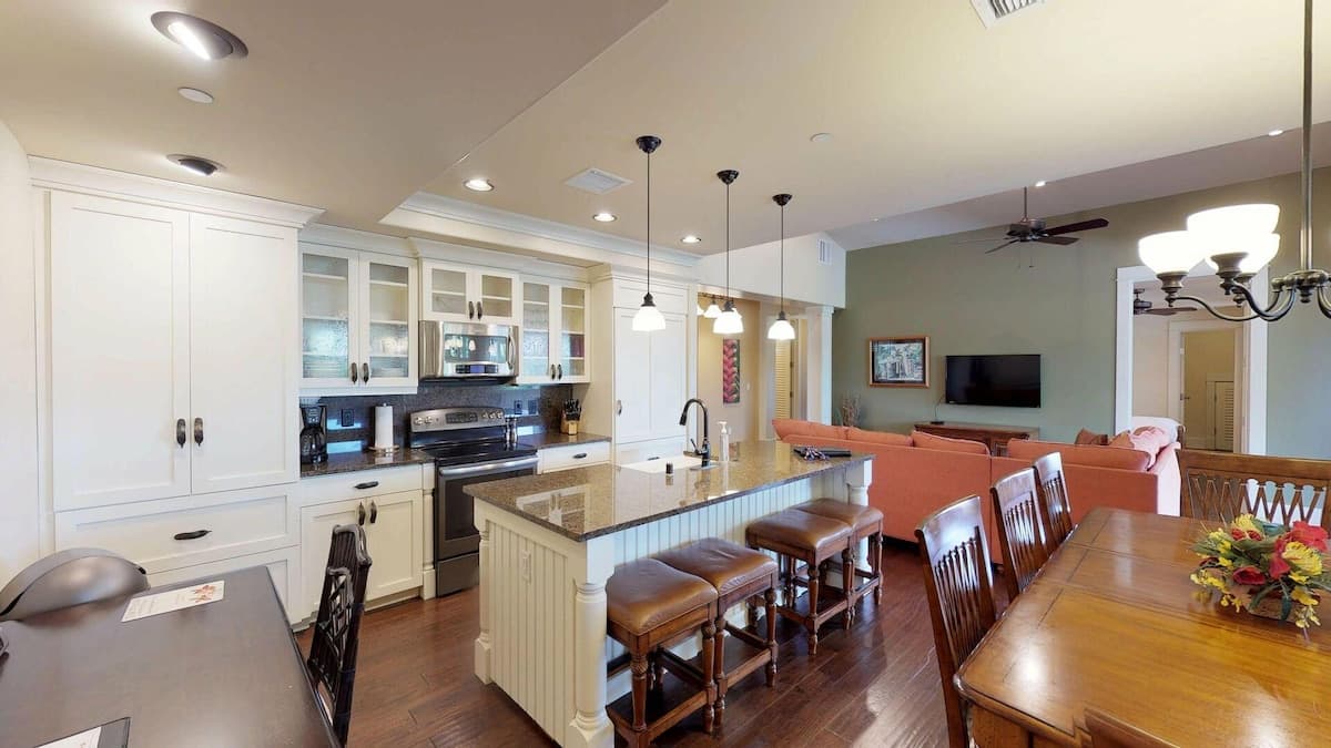 Villa in Koloa · ★5.0 · 4 bedrooms · 4 beds · 3.5 baths - Photo 3