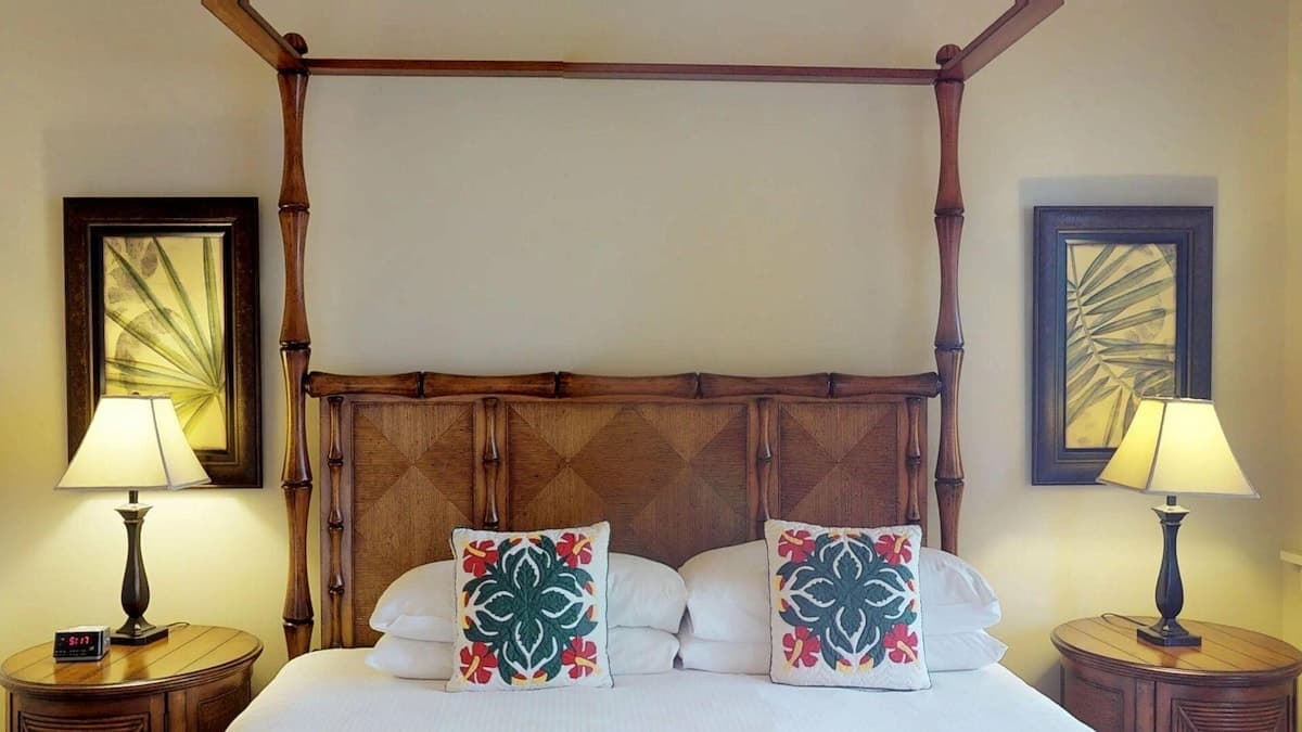 Villa in Koloa · ★4.8 · 3 bedrooms · 4 beds · 3 baths - Photo 1
