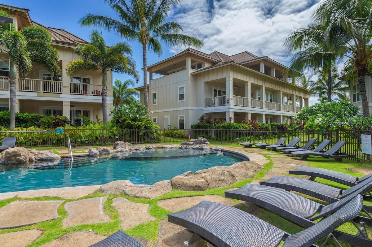 Villa in Koloa · ★4.8 · 3 bedrooms · 4 beds · 3 baths - Photo 2