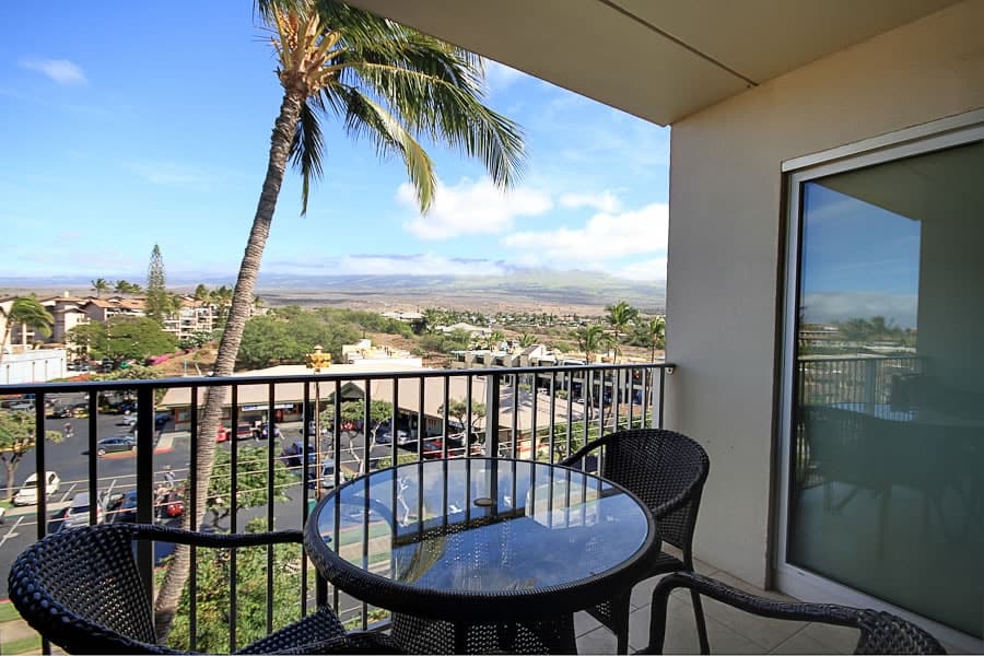 Condo in Kihei · ★4.83 · 2 bedrooms · 4 beds · 2 private baths - Photo 1