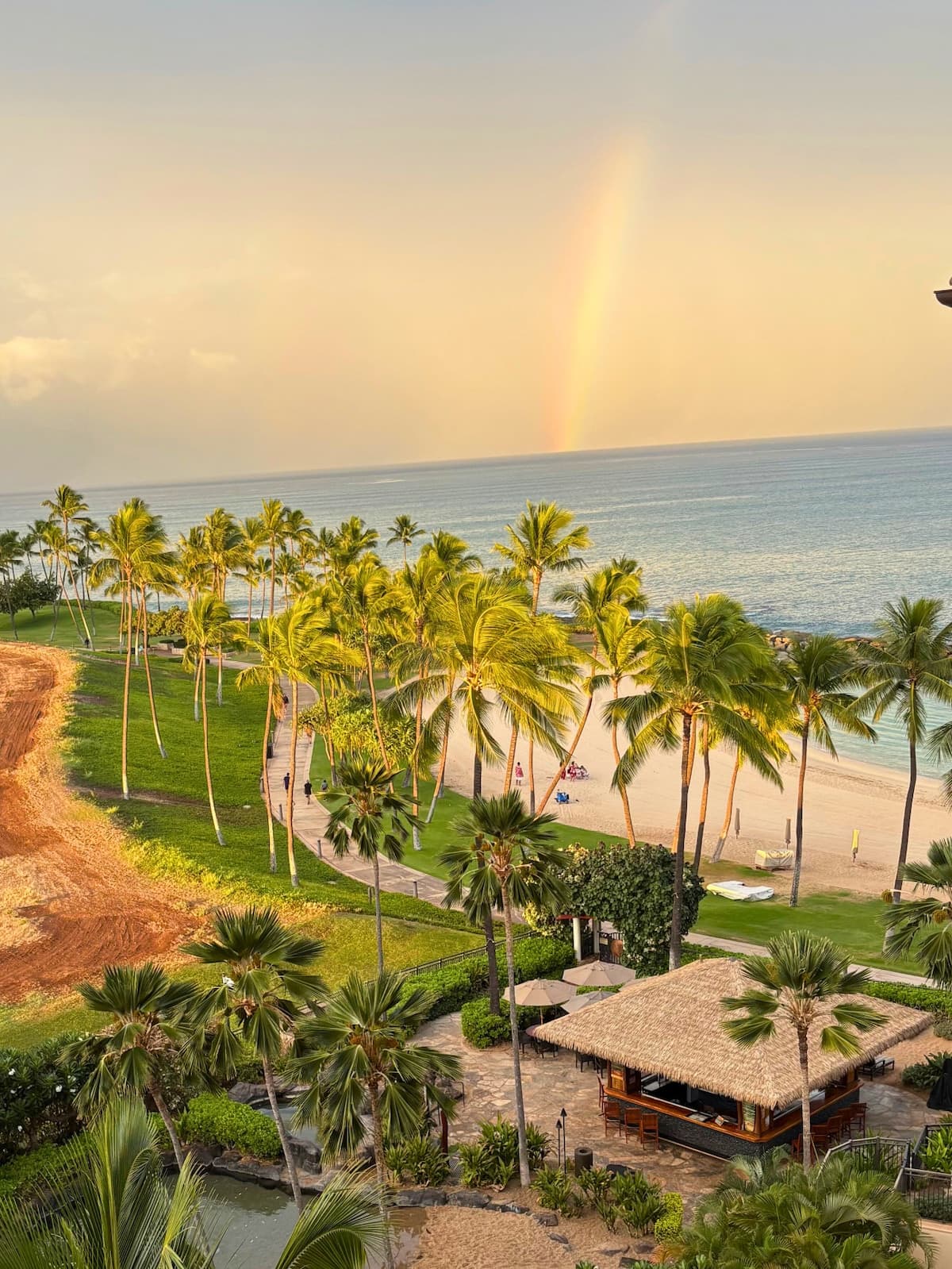 Condo in Kapolei · ★5.0 · 2 bedrooms · 2 beds · 2 private baths - Photo 3