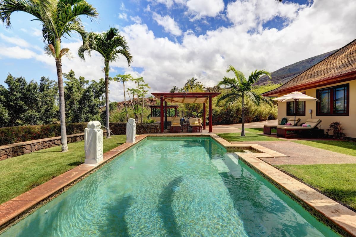 Home in Lahaina · ★4.88 · 2 bedrooms · 3 beds · 2 baths - Photo 5