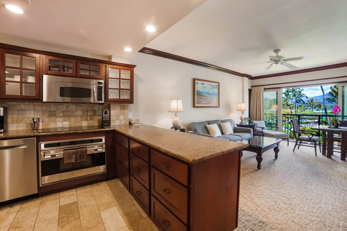 Condo in Kapaa · ★4.77 · 1 bedroom · 2 beds · 2 baths - Photo 3