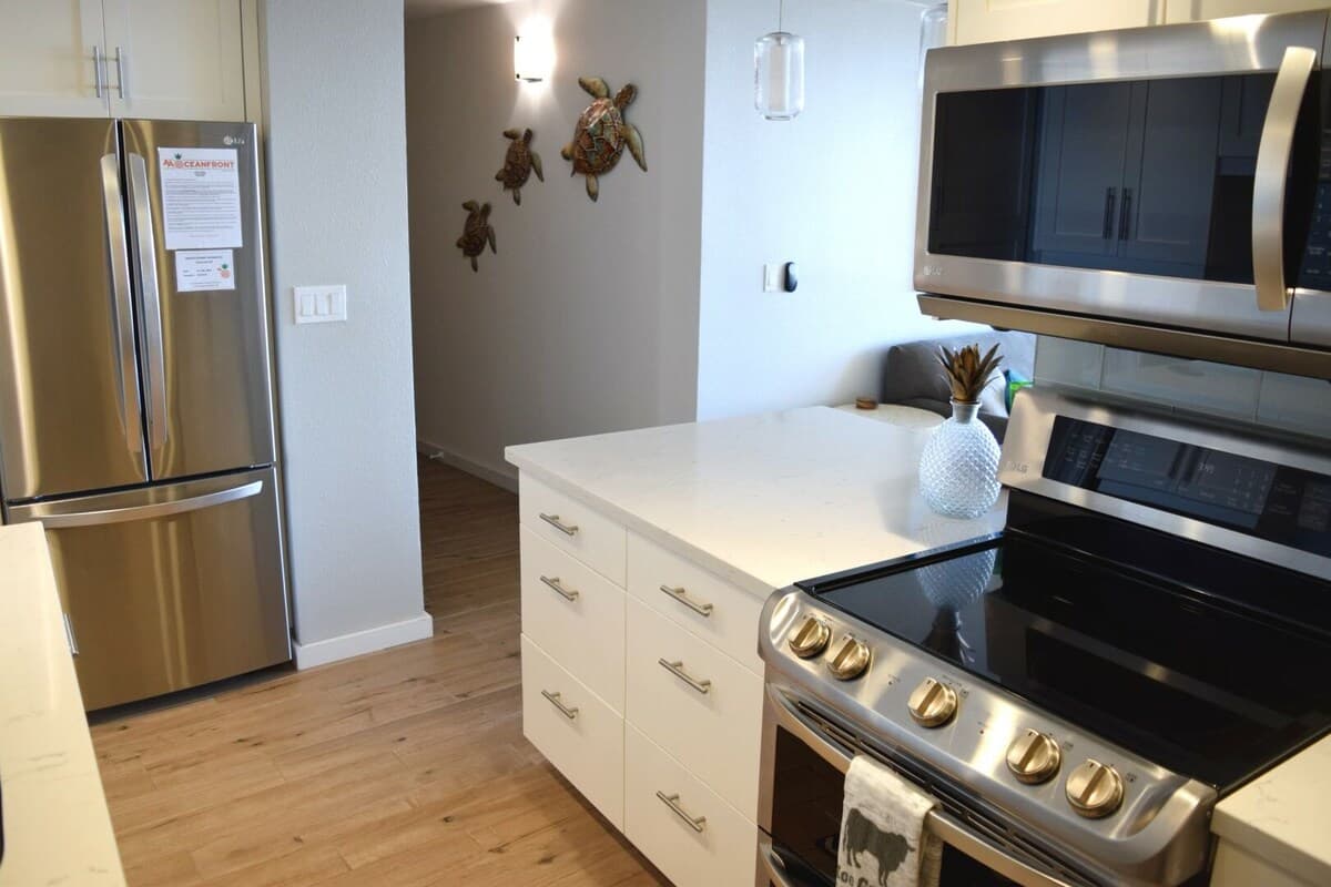 Condo in Wailuku · ★4.67 · 2 bedrooms · 3 beds · 2 baths - Photo 4