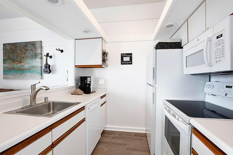 Condo in Koloa · ★4.77 · 1 bedroom · 2 beds · 1 private bath - Photo 3