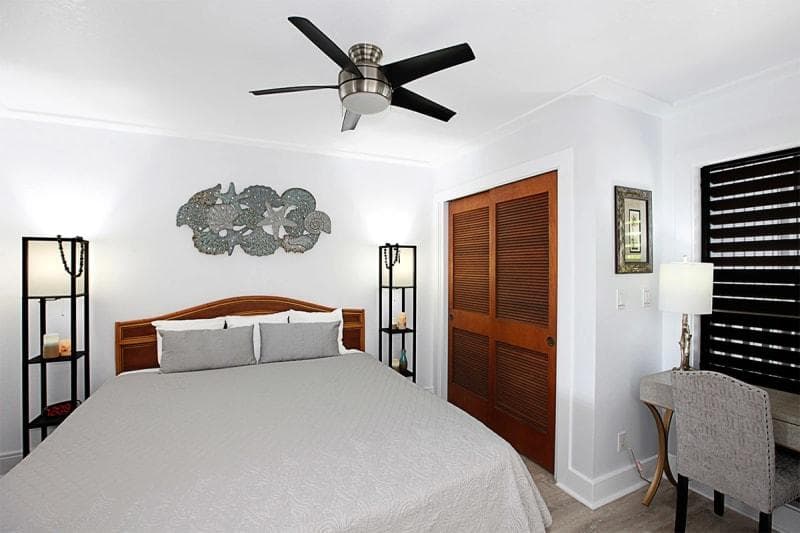 Condo in Koloa · ★4.77 · 1 bedroom · 2 beds · 1 private bath - Photo 4
