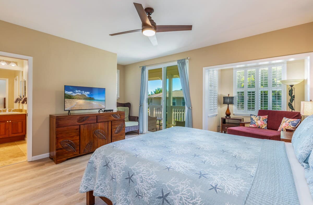 Townhouse in Princeville · ★4.95 · 3 bedrooms · 3 beds · 2.5 private baths - Photo 2