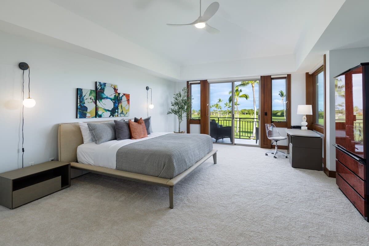 Condo in Kailua-Kona · ★5.0 · 3 bedrooms · 3 beds · 3.5 baths - Photo 3