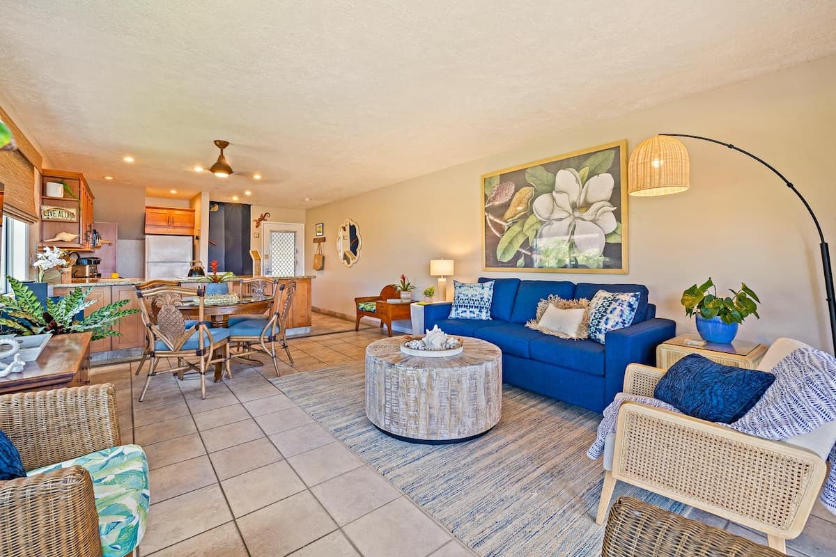 Condo in Lahaina · ★4.81 · 2 bedrooms · 4 beds · 2 baths - Photo 3