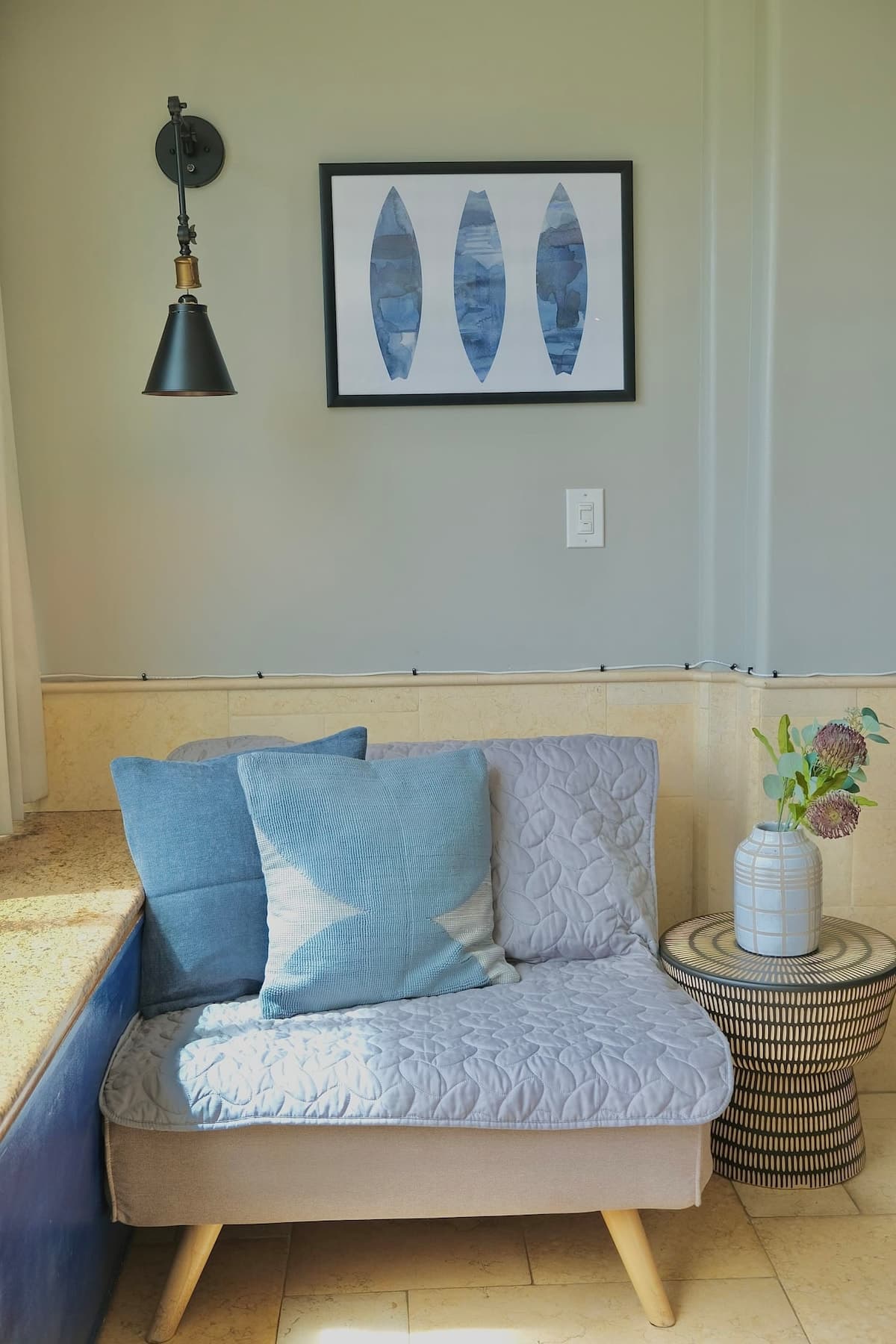 Condo in Honolulu · ★4.72 · 1 bedroom · 1 bed · 1 private bath - Photo 4