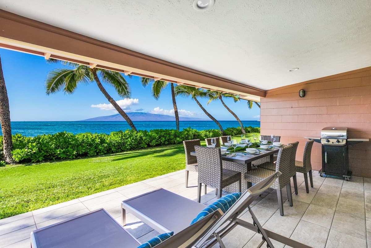 Townhouse in Lahaina · ★4.8 · 3 bedrooms · 5 beds · 2 private baths - Photo 1